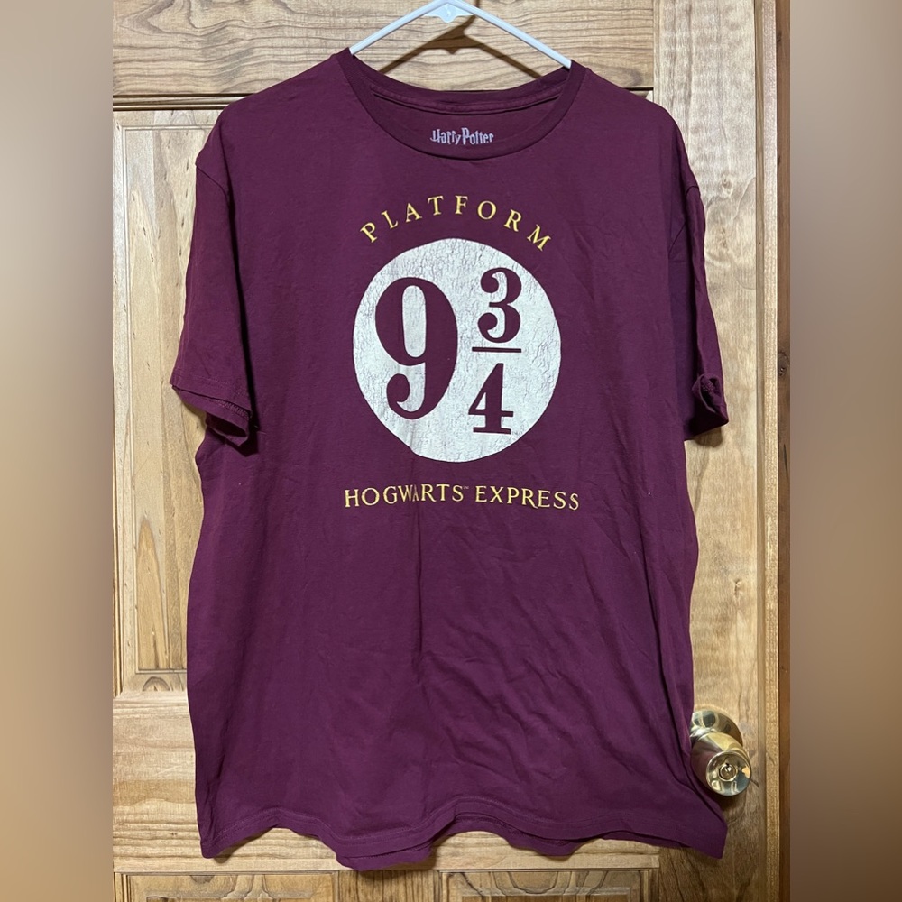 Harry Potter Hogwarts Express Short Sleeve Maroon Red T-Shirt Mens Size XL